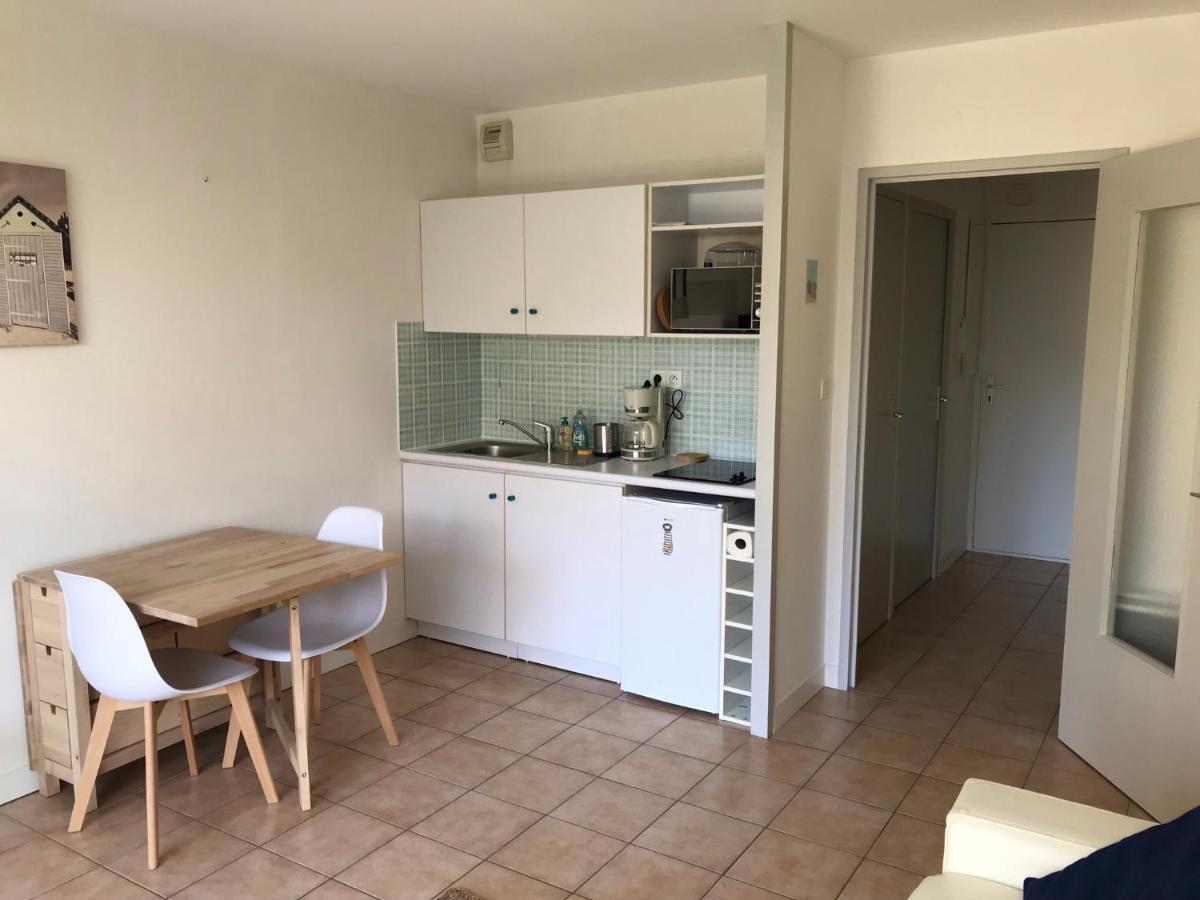 Апартаменты Studio L'Air Marin Avec Terrasse Et Jardinet A 2 Pas De La Plage Порнише Экстерьер фото